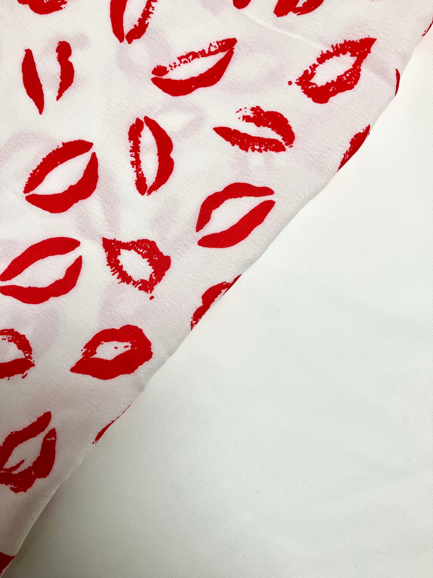 White Kiss XL Scrunchie