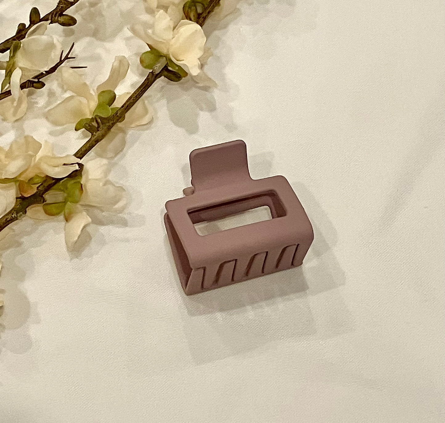 Matte Mauve Small Claw Clip