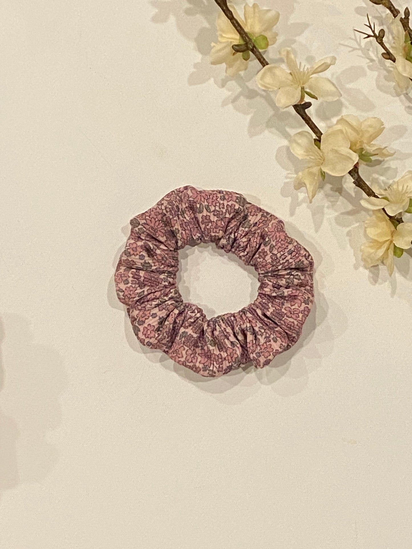 Raspberry Flowers Ribbed