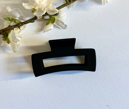 Matte Black Medium Claw Clip