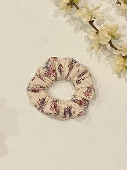Flower Leaves Ribbed